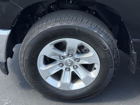 Used 2023 RAM 1500 Laramie AWD/4WD image 33