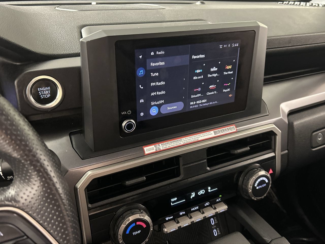 Used 2025 Toyota 4Runner SR5 AWD/4WD image 17