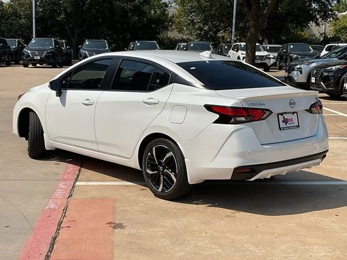 New 2025 Nissan Versa SR w/ Trunk Package image 7