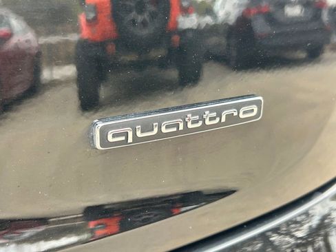 Used 2025 Audi Q5 2.0T Premium image 14