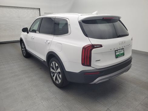 Used 2022 Kia Telluride EX w/ EX Premium Package AWD/4WD image 5