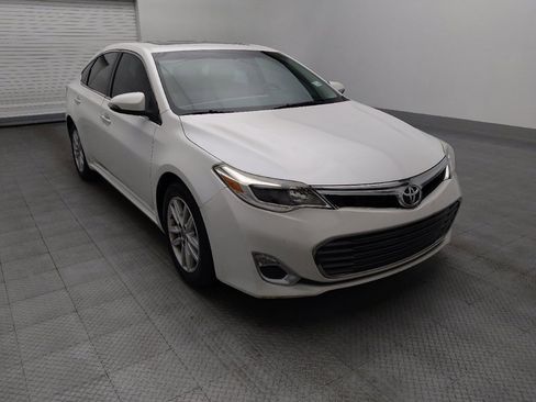 Used 2015 Toyota Avalon XLE Premium image 13