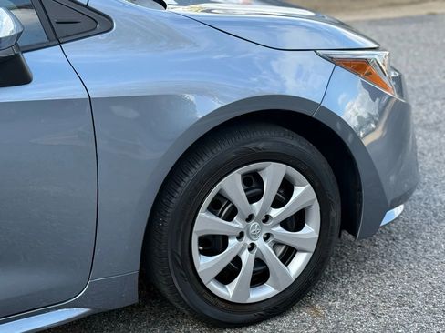 Used 2022 Toyota Corolla LE image 7