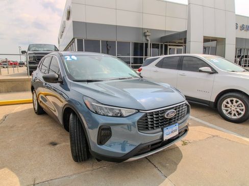 Used 2024 Ford Escape Active w/ Tech Pack #1 image 2