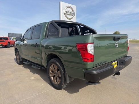 Used 2024 Nissan Titan SV w/ SV Bronze Edition Package RWD image 5