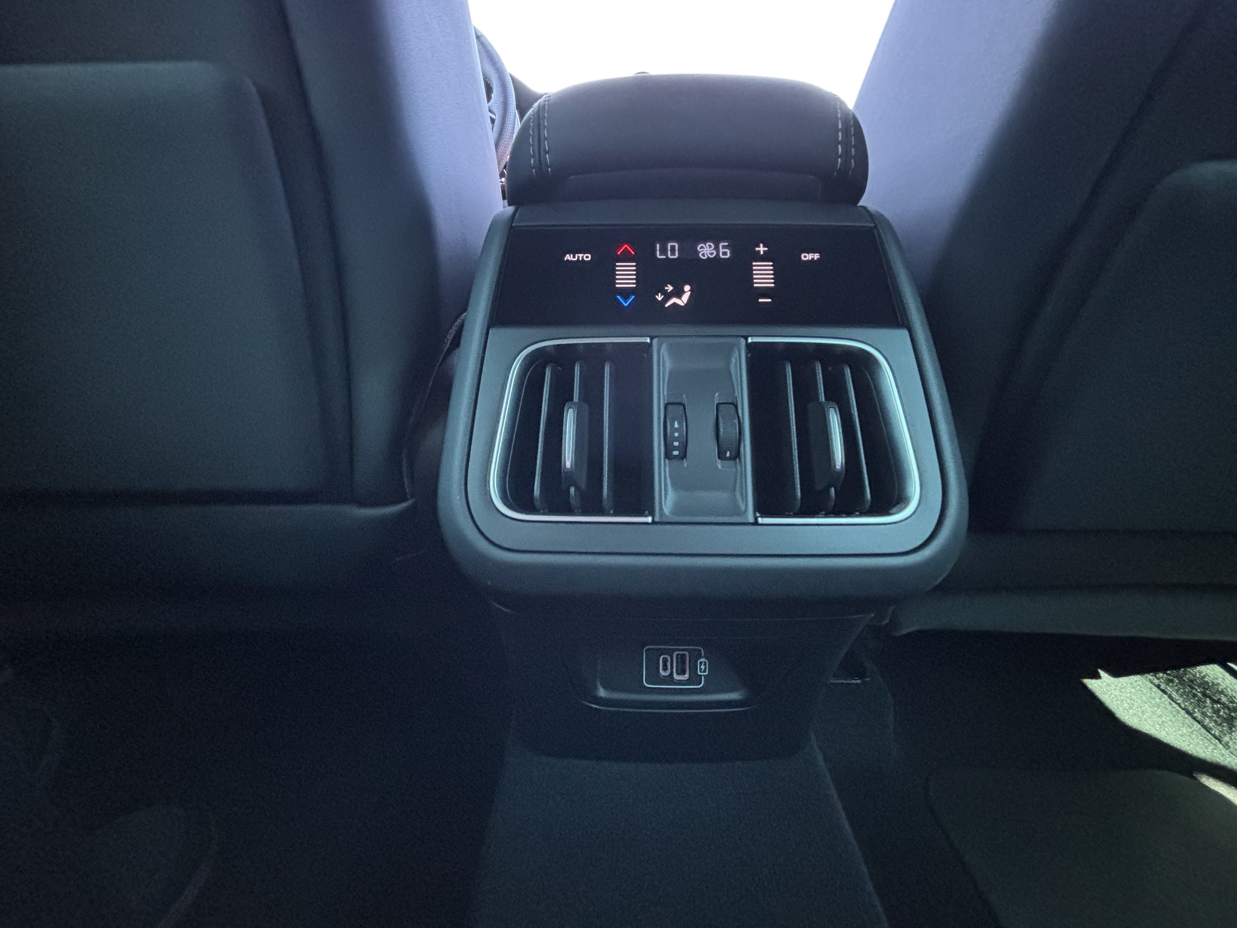 Used 2026 Maserati Grecale Folgore AWD/4WD image 43