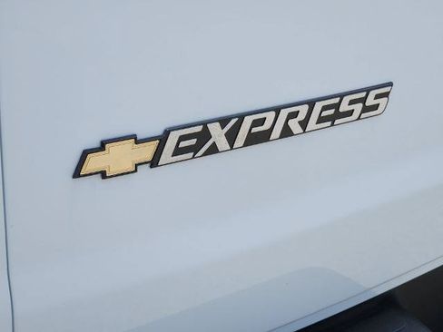 New 2026 Chevrolet Express 2500 w/ Driver Convenience Package RWD image 8