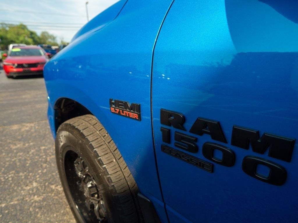 Used 2019 RAM 1500 Express w/ Hydro Blue Sport Package AWD/4WD image 8