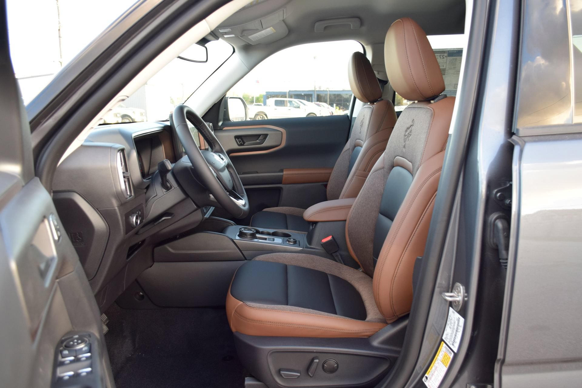 New 2026 Ford Bronco Sport Outer Banks w/ Outer Banks Tech Package+ AWD/4WD image 18