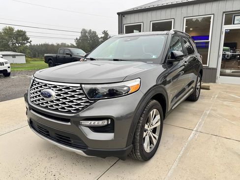 Used 2020 Ford Explorer Platinum w/ Premium Technology Package AWD/4WD image 4