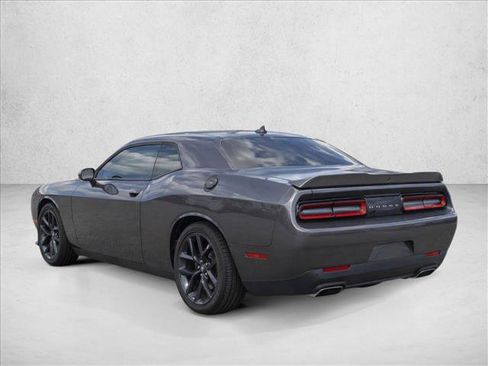 Used 2022 Dodge Challenger R/T w/ Driver Convenience Group RWD image 5