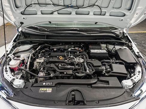 Used 2024 Toyota Corolla SE image 28