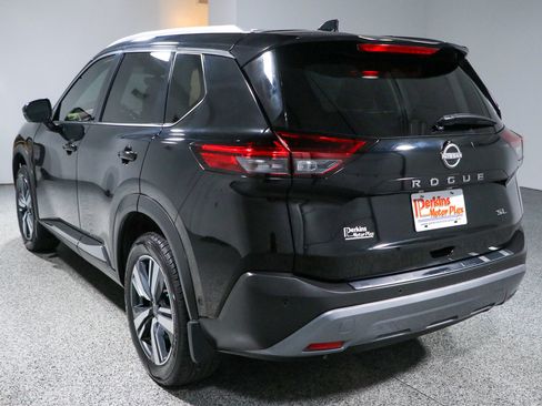 Used 2023 Nissan Rogue SL w/ SL Premium Package FWD image 9