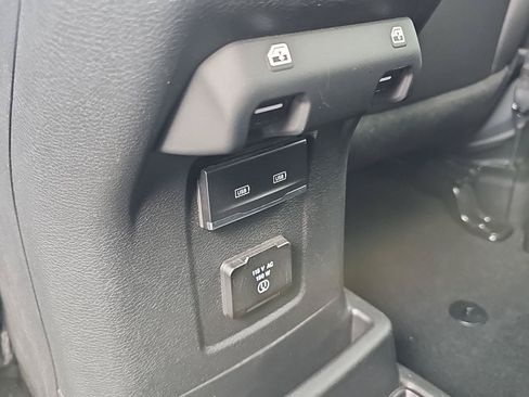 Used 2022 Jeep Wrangler Unlimited Sahara AWD/4WD image 28