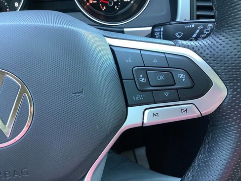 Used 2021 Volkswagen Atlas SE w/ Panoramic Sunroof Package image 52