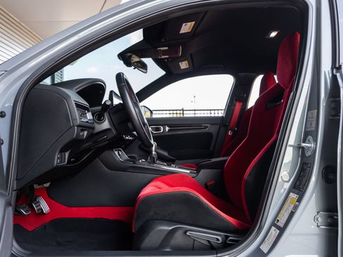 Used 2023 Honda Civic Type R image 25