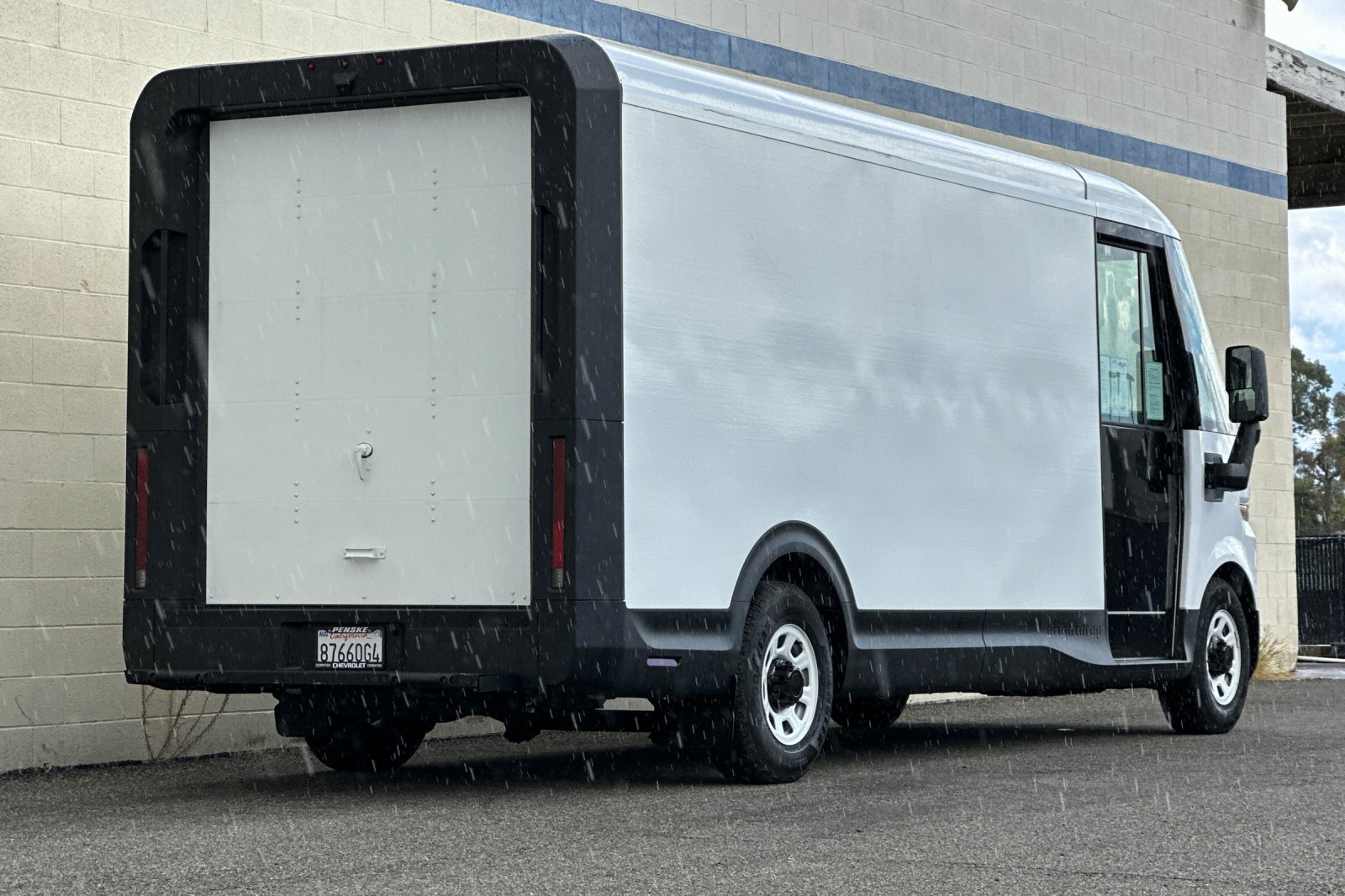 Used 2024 Chevrolet Brightdrop 600 w/ Commercial Equipment Package AWD/4WD image 4