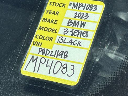 Used 2023 BMW 330i Sedan w/ M Sport Package RWD image 10