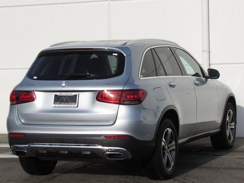 Used 2022 Mercedes-Benz GLC 300 4MATIC w/ Premium Package Lite image 6