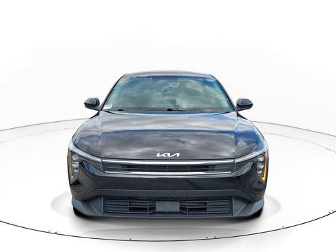 Used 2025 Kia K4 FWD image 2