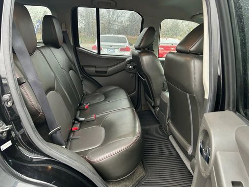 Used 2012 Nissan Xterra PRO-4X w/ Pro-4x Leather Pkg image 15