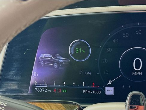 Used 2021 Cadillac Escalade Premium Luxury Platinum w/ Heavy-Duty Trailer Package image 6