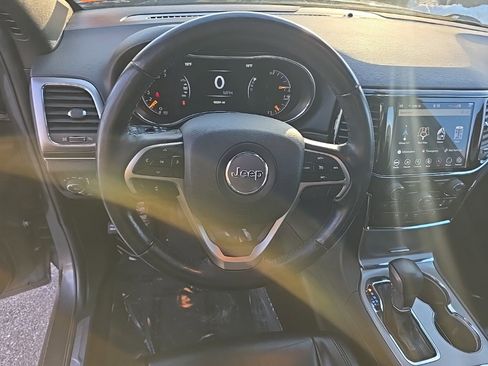 Certified 2020 Jeep Grand Cherokee Limited image 23