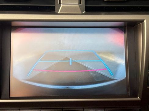 Used 2016 Lexus GX 460 image 22