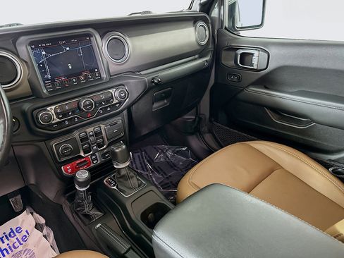 Used 2023 Jeep Gladiator Rubicon w/ LED Lighting Group image 22