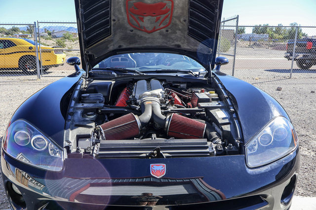 Used 2004 Dodge Viper SRT-10 RWD image 23