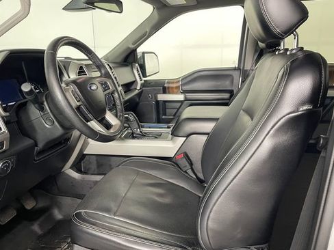 Used 2016 Ford F150 Lariat w/ Equipment Group 502A Luxury image 2