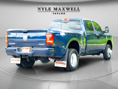 Used 2024 RAM 3500 Laramie w/ Sport Appearance Package AWD/4WD image 6