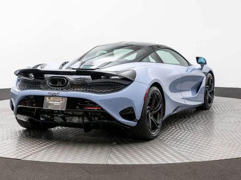 New 2026 McLaren 750S RWD image 21