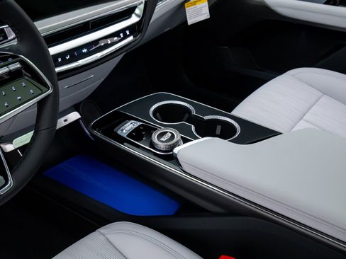 New 2026 Cadillac Lyriq Sport image 12