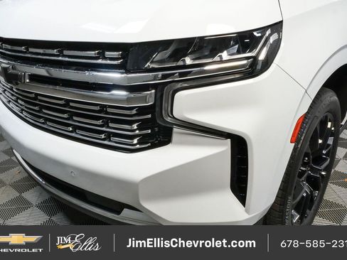 Certified 2023 Chevrolet Tahoe Premier w/ Premium Package 2 AWD/4WD image 33