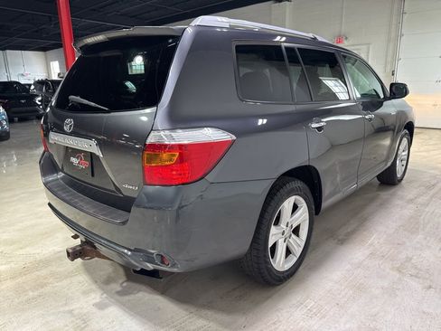 Used 2010 Toyota Highlander Limited AWD/4WD image 7