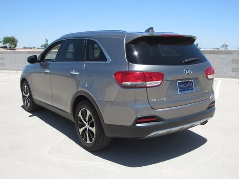 Used 2018 Kia Sorento EX w/ EX Advanced Touring Package FWD image 6