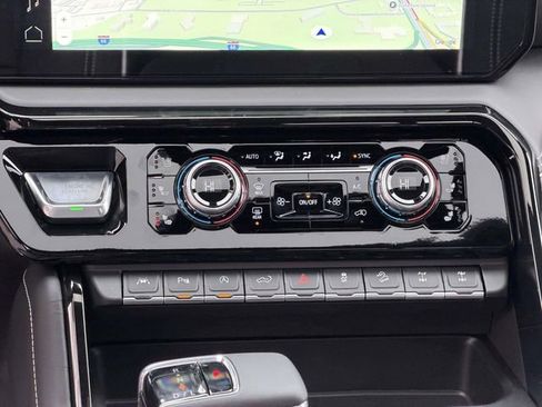 New 2026 GMC Sierra 1500 AT4X image 10