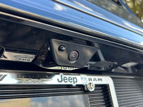 New 2026 Jeep Grand Wagoneer L image 29