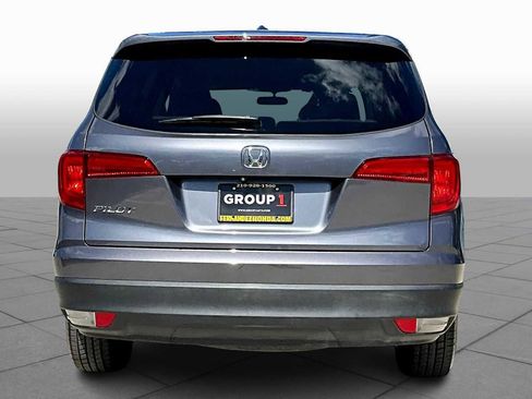 Used 2018 Honda Pilot EX image 5