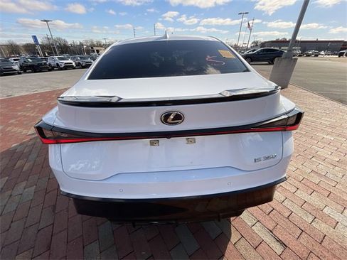 Used 2023 Lexus IS 350 F Sport w/ Navigation Package image 18