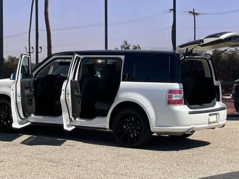 Used 2018 Ford Flex SEL w/ Equipment Group 202A image 6