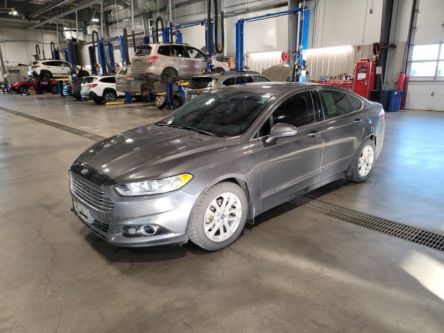 Used 2016 Ford Fusion Titanium AWD/4WD image 6