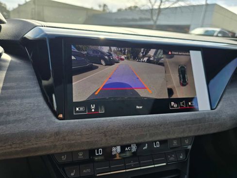 New 2025 Audi S e-tron GT Prestige image 32