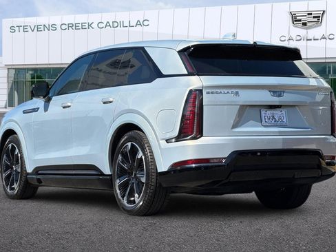 Used 2025 Cadillac Escalade IQ Sport 2 image 5