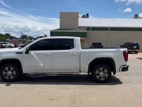 Used 2019 GMC Sierra 1500 SLE w/ SLE Value Package AWD/4WD image 5