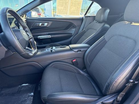 Used 2024 Ford Mustang Convertible image 20
