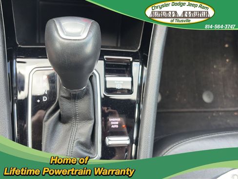Used 2022 Jeep Compass Limited AWD/4WD image 16