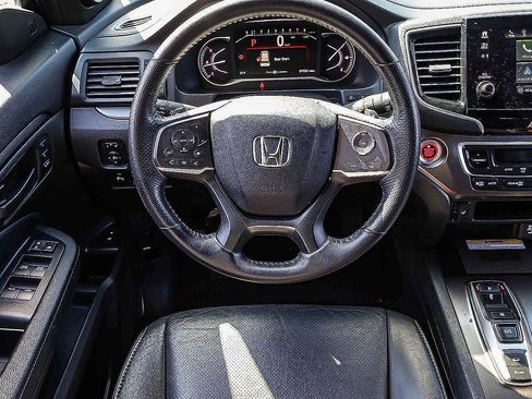 Used 2023 Honda Passport EX-L image 17