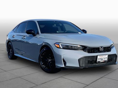 Used 2025 Honda Civic Sport image 2